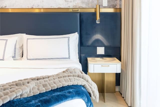 Suite (Opal Penthouse)