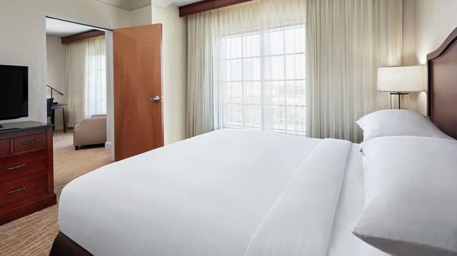 Suite, 1 King Bed, Non Smoking