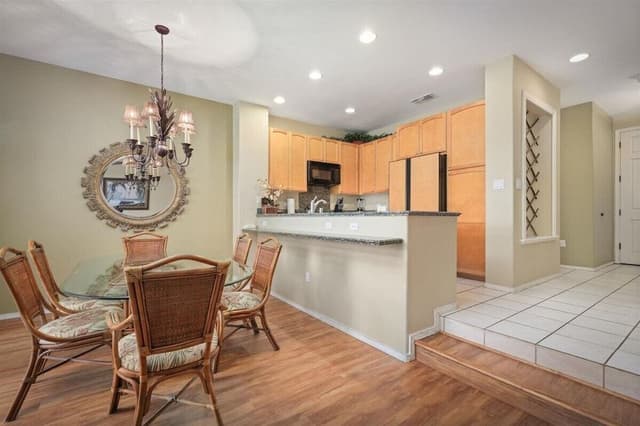 Suite, 3 Bedrooms