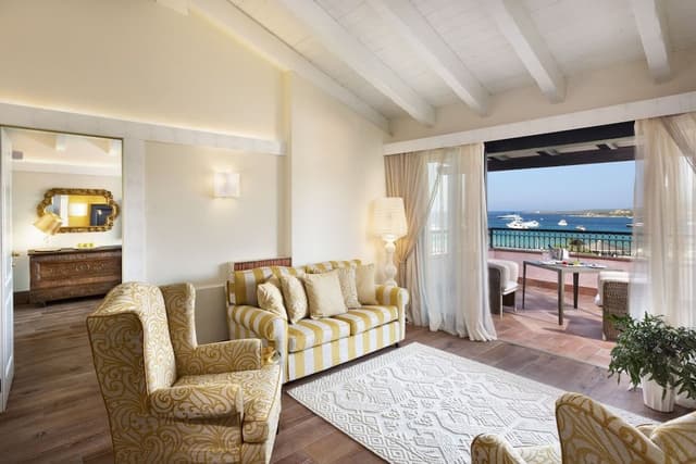 Signature Suite, Sea View