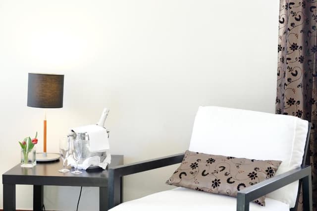 Suite Room
