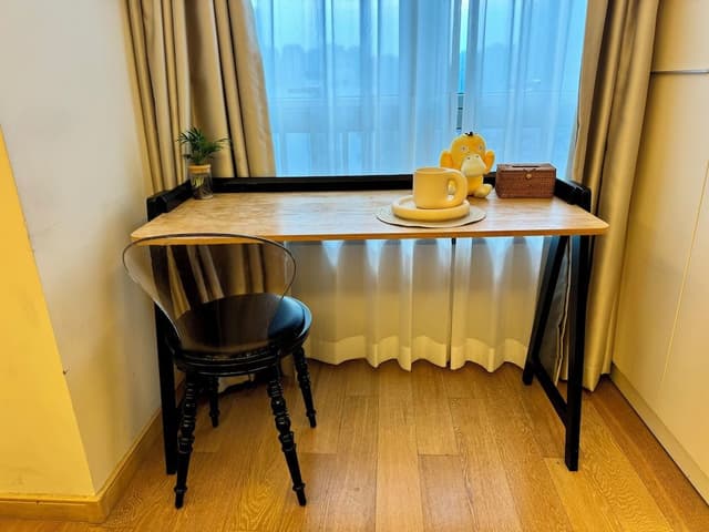 Comfort Room, Kitchenette, City View (1116)