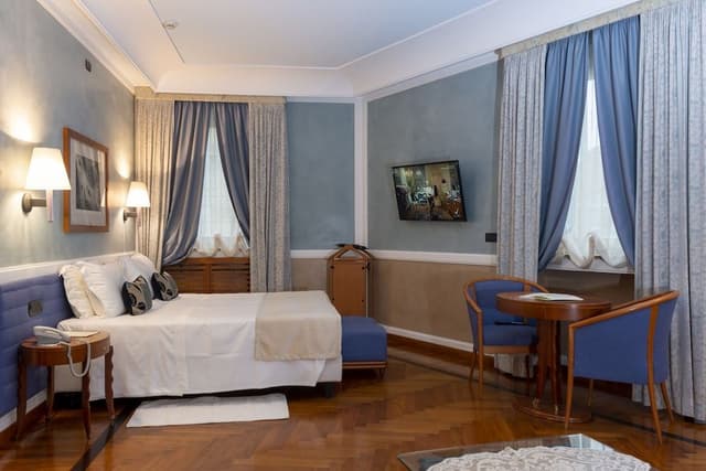 Suite
