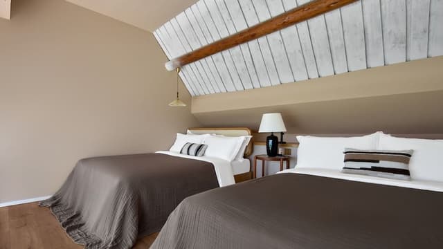Romantic Twin Room
