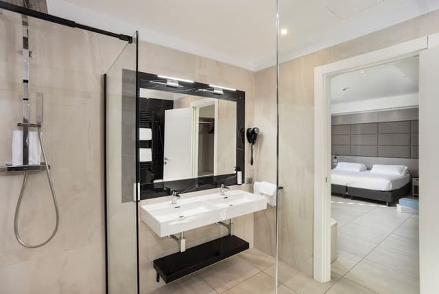 Exclusive Room