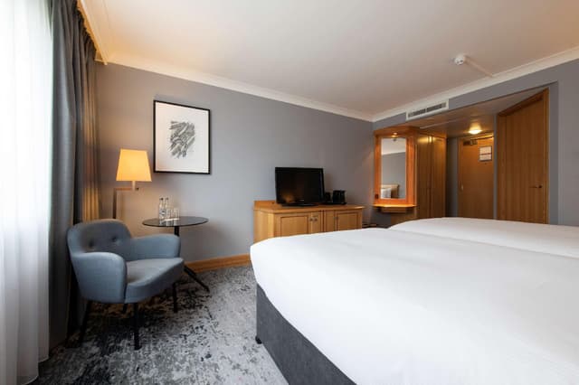 Twin Deluxe Room