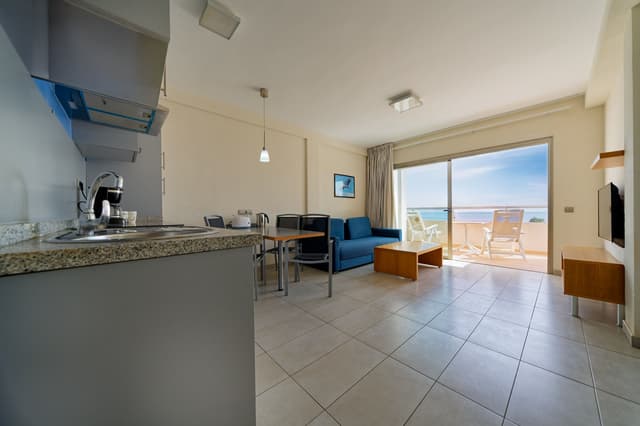 Premium one bedroom apartment with balcony Sea View High Floors