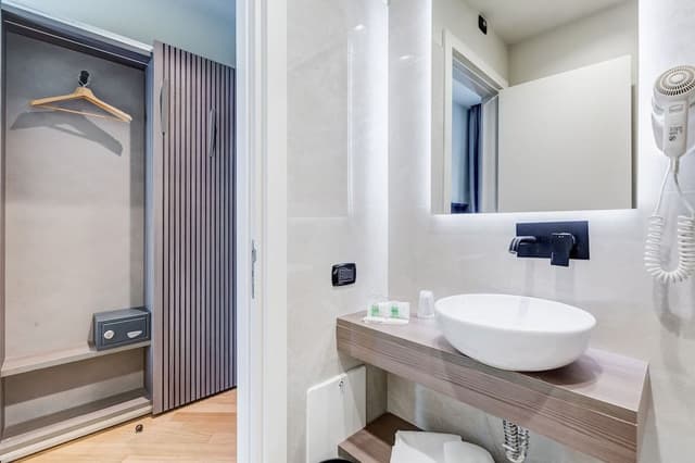 Standard Room, 1 Double Bed (Bed is French Bed)
