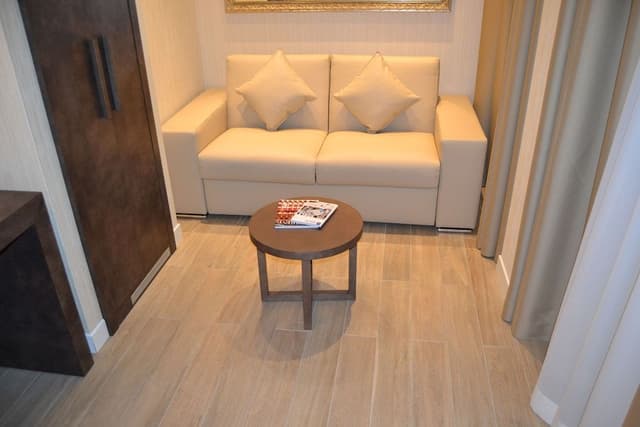 Senior Suite (Single Use)