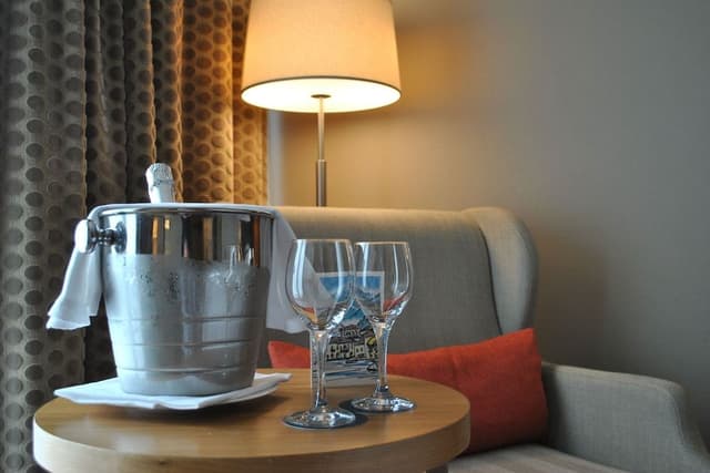 Deluxe Room, 1 King Bed, Terrace