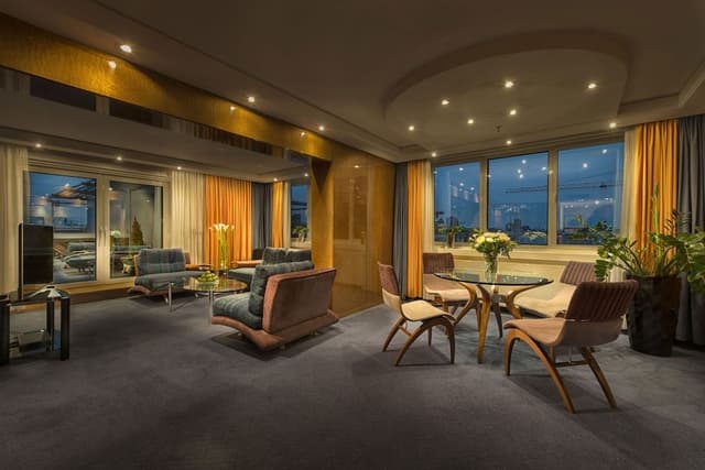 Presidential Suite