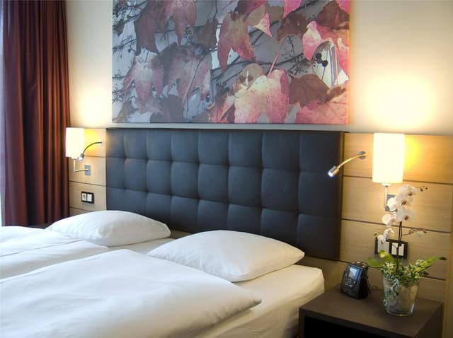 KING JUNIOR SUITE CITY WING