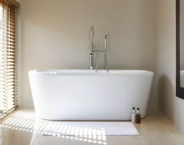 Honeymoon Suite