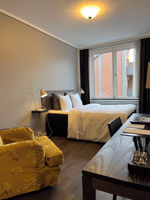 Standard Room, 1 Queen Bed