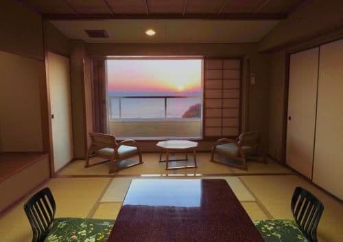 【Nagitei】 Japanese-Style Room