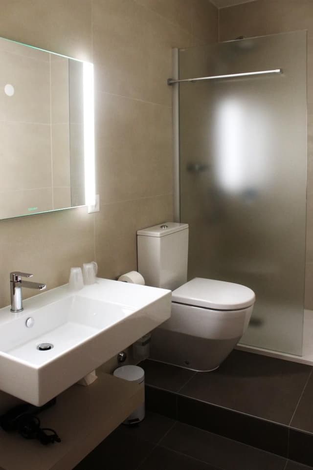 Economy Twin Room