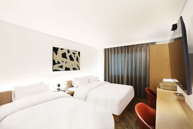 Deluxe Twin Room
