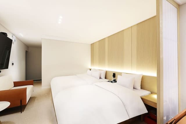 Royal Twin Room