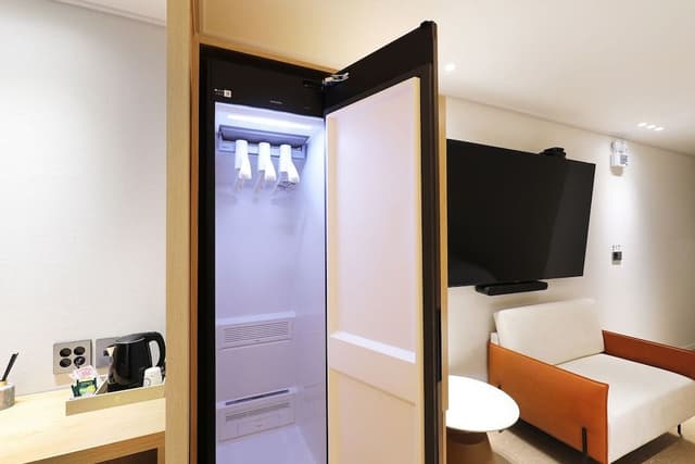 Royal Twin Room