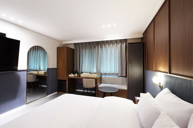 Premium Double Room