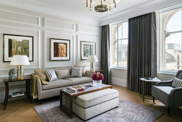 Club One-Bedroom Suite