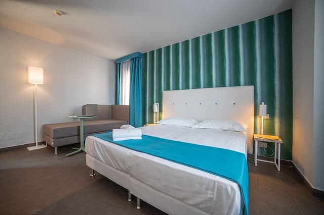 Junior Suite (Top Floor)