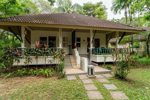 Deluxe Bungalow
