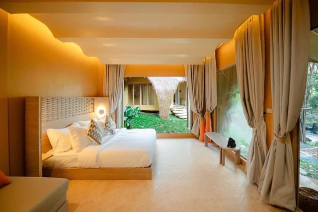 Deluxe Villa, Balcony