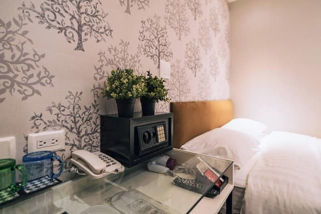 Economy Double Room, 1 Double Bed