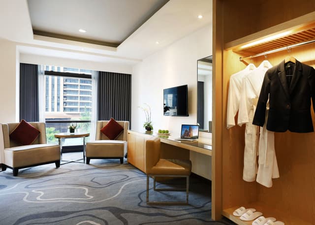 Club Premier Room