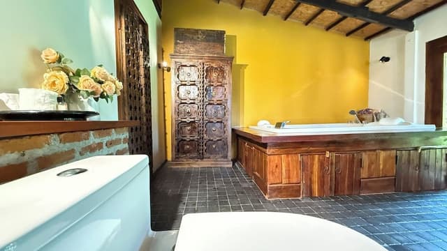 Kawarin Kanpuri Villas 1