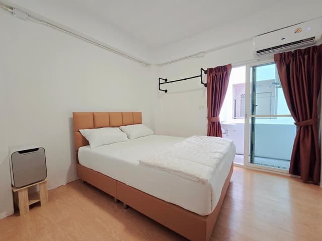 Standard Room with Balcony
