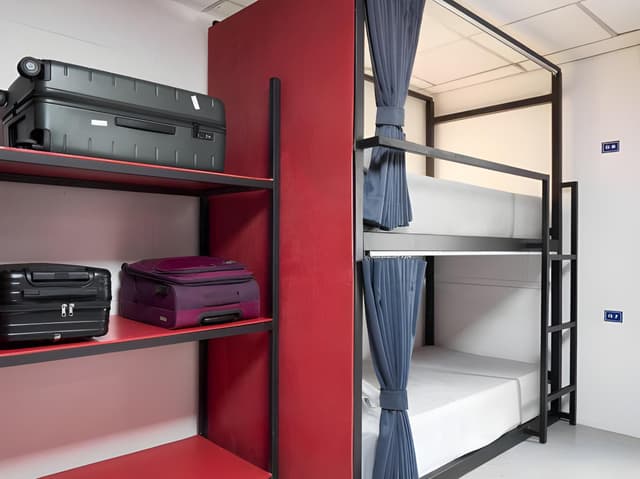 6 Beds - Female Dorm (Female Only)