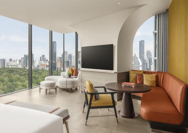 Deluxe Room, 1 King Bed, Park View