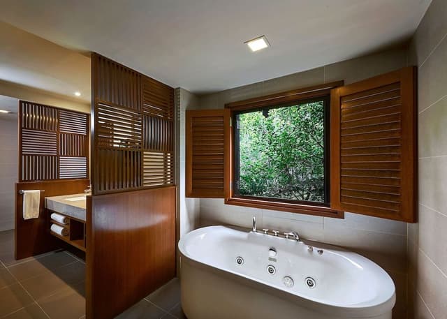 Ocean Front - Suite
