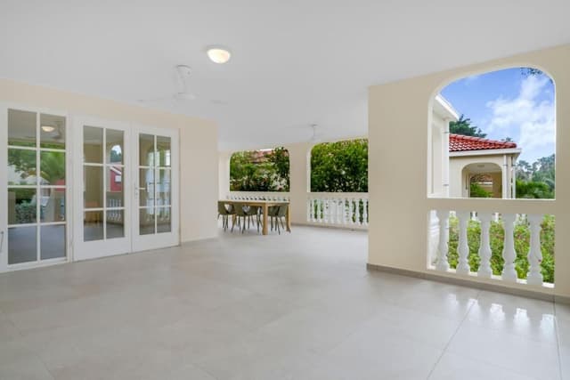 Standard Villa