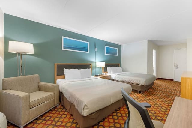 Room, 2 Queen Beds, Accessible, Non Smoking