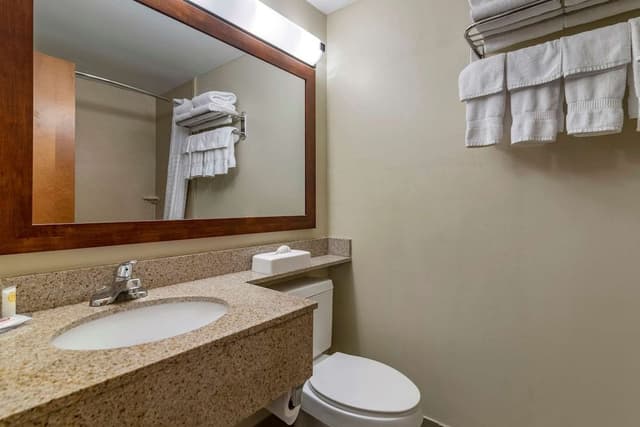 Standard Room, 2 Queen Beds, Non Smoking