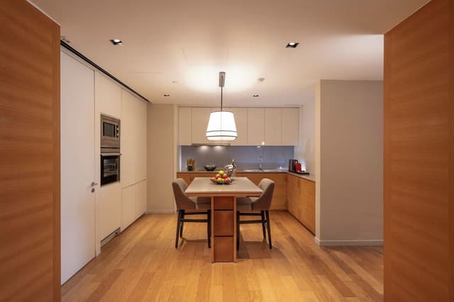 2-Bedrooms & Study Room Residensi