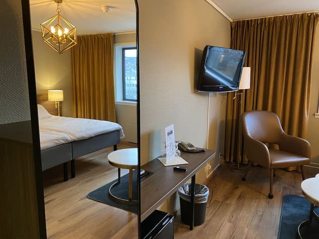 Superior Twin Room, City View