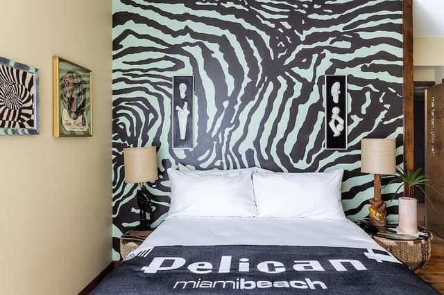 Deluxe Room, 1 Queen Bed