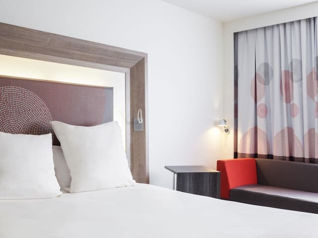 Executive Room, 1 Queen Bed with Sofa bed