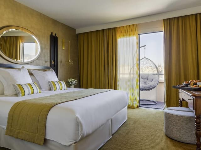 Suite, 1 King Bed, Terrace