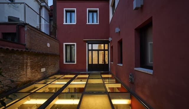 Junior Suite, Terrace, Canal View