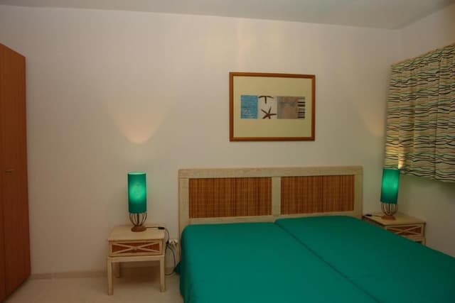 One-Bedroom Apartment with Side Sea View