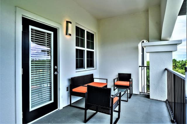 3 Bedroom 2 bathroom Superior Condo Sleeps 6