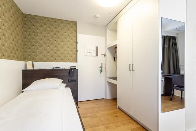 Classic Single Room with Air Conditioning