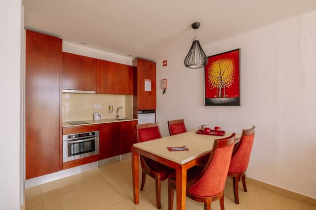 Deluxe One Bedroom Apartment with Sea or Pool View (2 Adults)