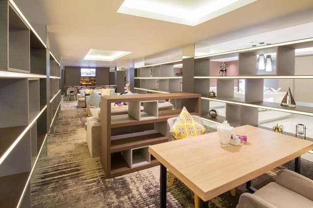 Club Executive Suite
