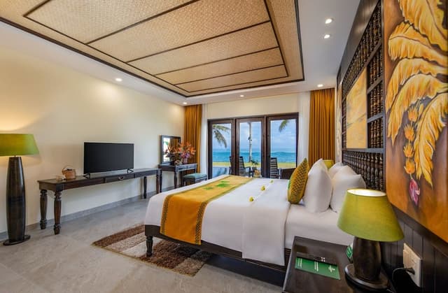 03 Bedroom Ocean Villa with private pool